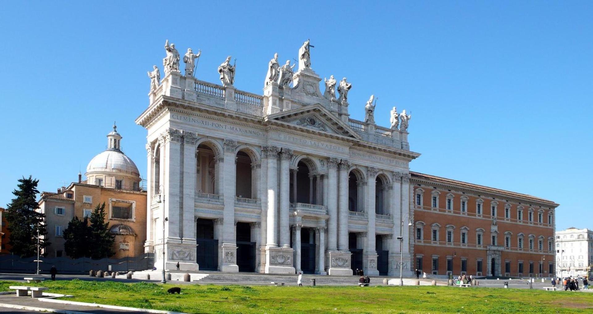 Domus Claudia San Giovanni Rome Exterior photo